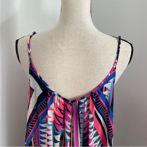 Express Sleeveless Pleated Mini Dress sz Medium Geometric Pink Blue Flowy Swing - Picture 7 of 12